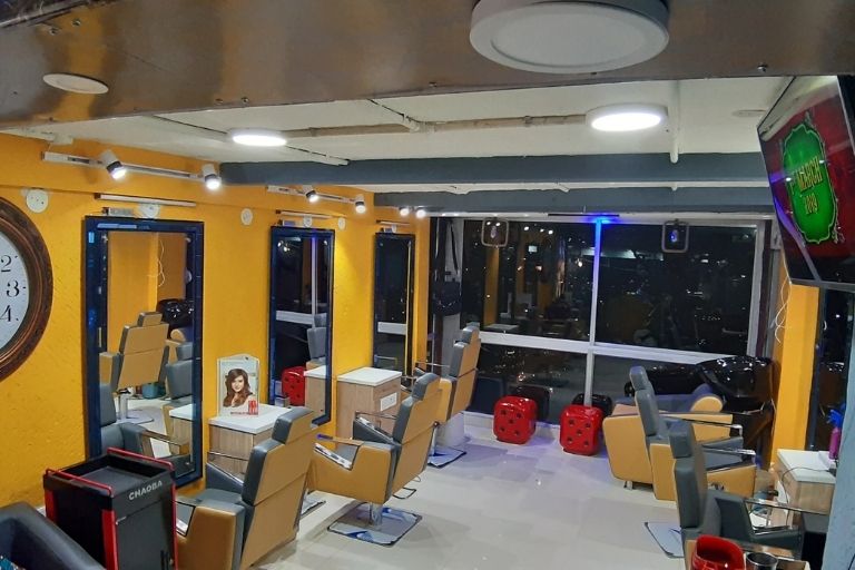 Seven Skies Salon professional beauty and hair services