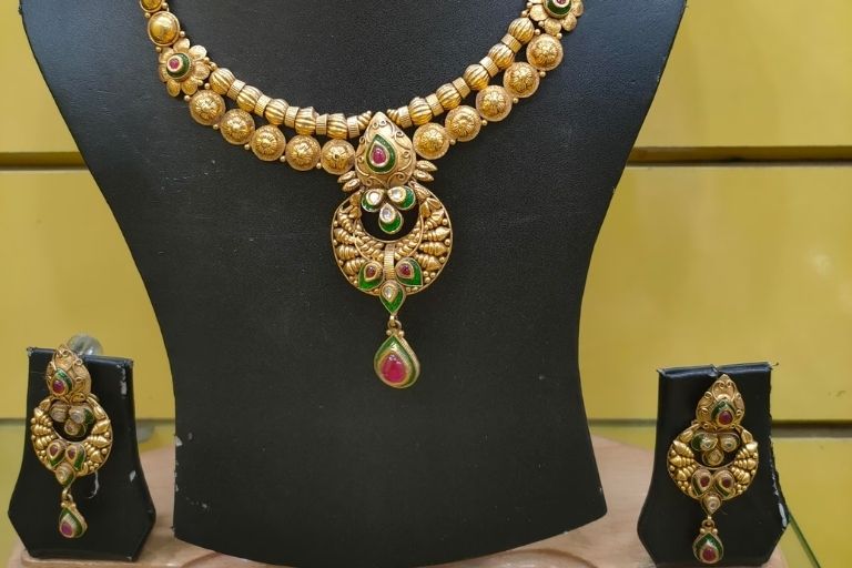Shree Luxmi Jewellers bridal jewellery collection and designs