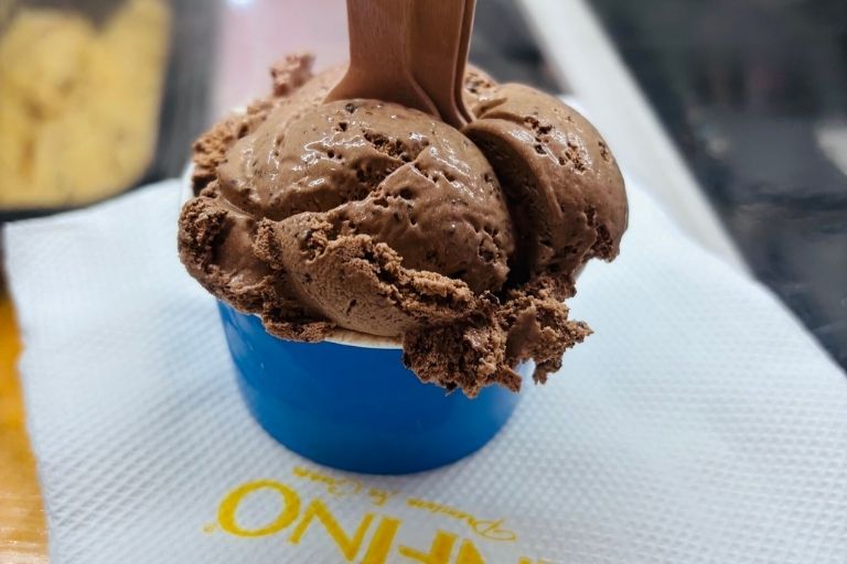 Tasty dishes and food specialties at The Food Street
