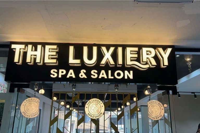 The Luxiery Spa and Salon professional beauty services