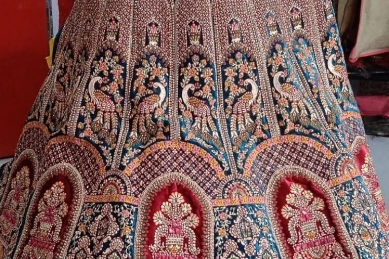vaishnavi lehnga house designer bridal wear