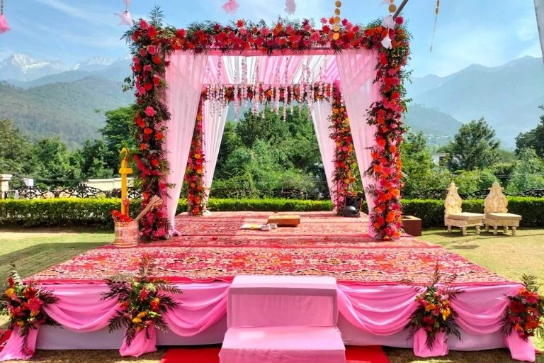 Ambika Light for wedding stage and venue decoration lighting