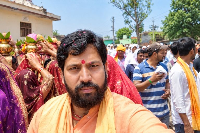 Astrologer Chandra Shekhar Dimri for Kundli Reading Services