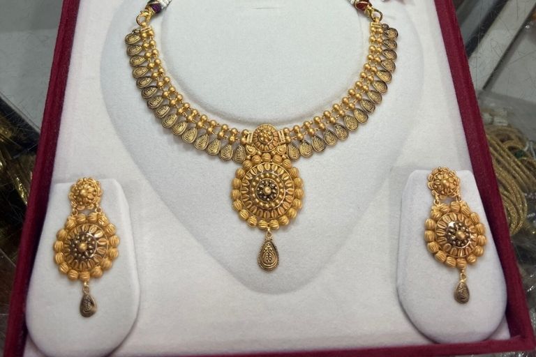 Atikant Jewellers latest jewellery collection