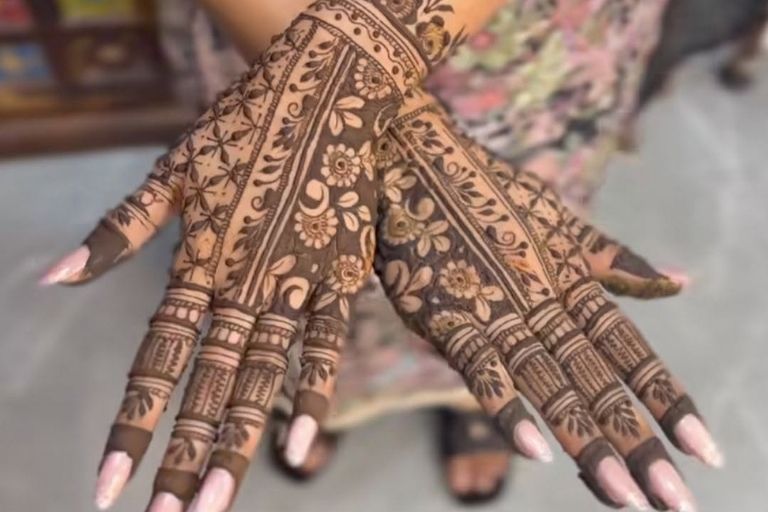 Beautiful wedding mehndi by Nahan Mehndi Art