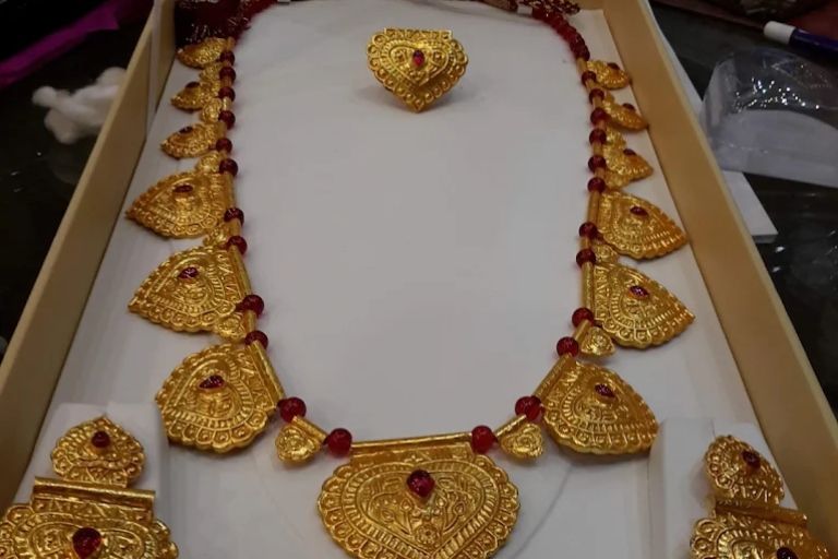 Bhagasidh Abhushan elegant jewellery for special occasions