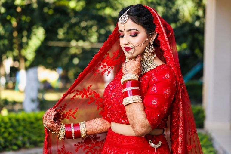CC Make Overs for Elegant Bridal Makeup and Beauty Services