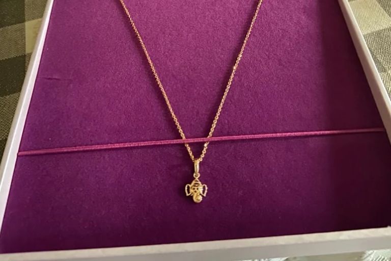 CaratLane Jewellery offers elegant diamond jewellery designs