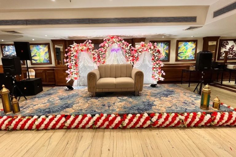 D Decorations creating stunning backdrops for wedding photography
