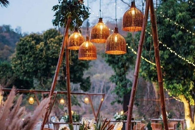 Dec Event Planner creating stunning wedding stage decoration designs