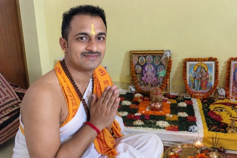 Devraj Astrologers offering marriage matching and kundli services