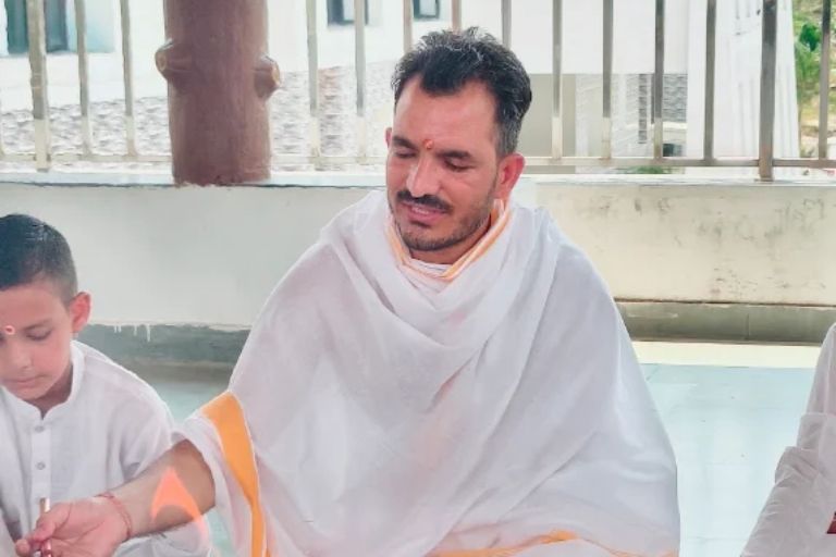Expert Pandit Services for Griha Pravesh Pooja