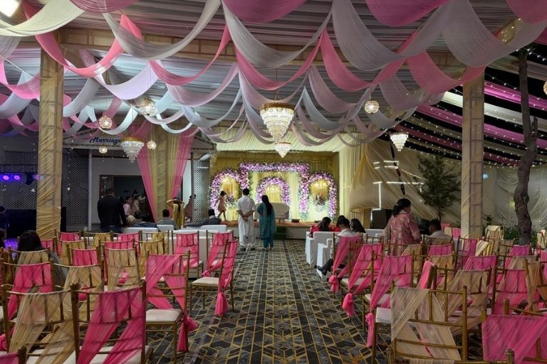 Free Bird Wedding & Events for Elegant Wedding Decorations