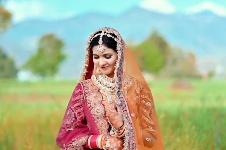 Gaurav Studio offering professional wedding photography services