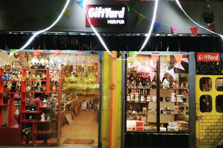 Giftyard for Thoughtful Gifts and Celebration Accessories