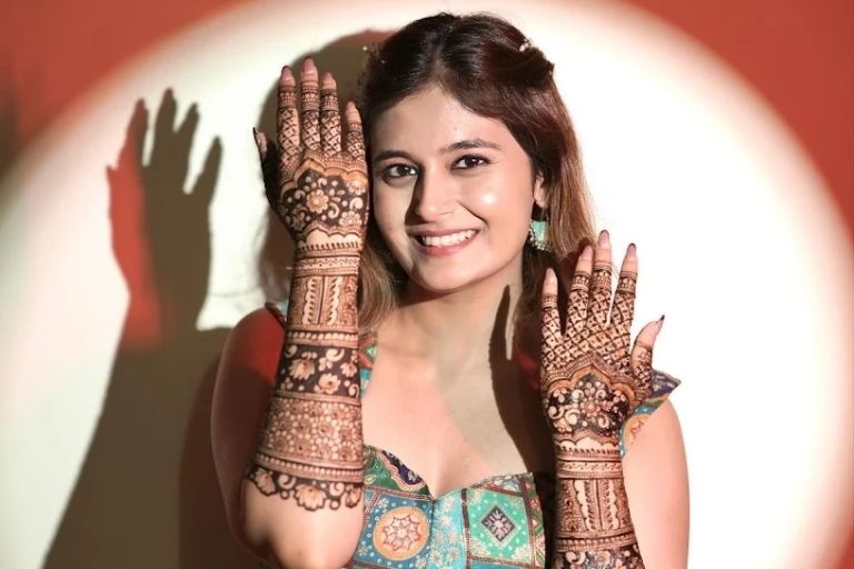 Gupta Mehandi & Tattoo traditional bridal mehndi