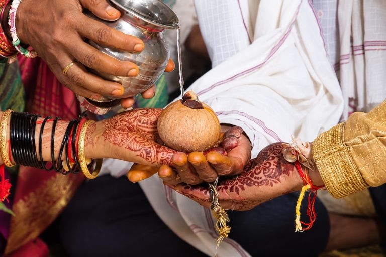 Harsh Katha Vachak offering devotional storytelling services