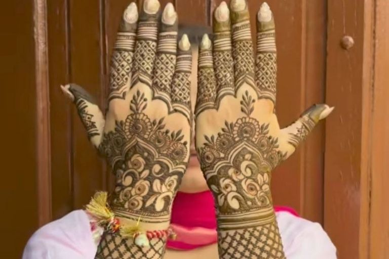 Intricate bridal henna by Nahan Mehndi Art