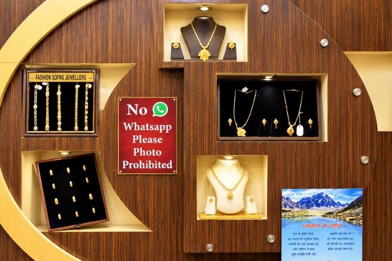 Kashmiri Sons Jewellers gold jewellery designs