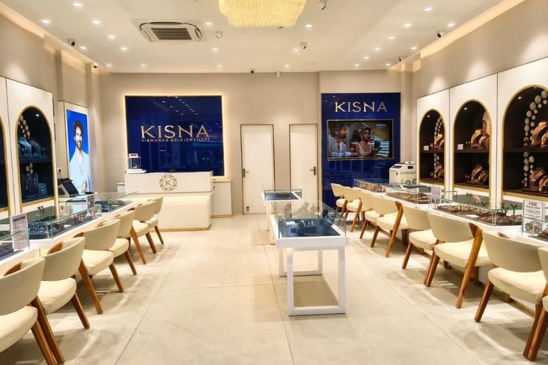 Kisna gold necklaces for weddings and special occasions