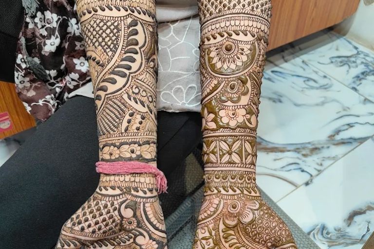 Lucky Raj Mehandi Artist beautiful mehndi patterns