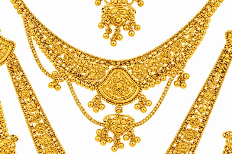 MRJ Jewellers for stylish gold and silver ornaments