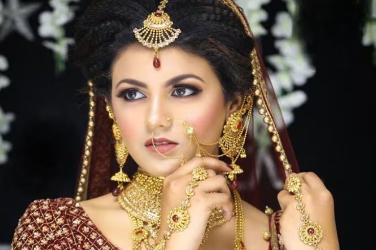 Makeup Artist Rimmi Attri Himachal Pradesh