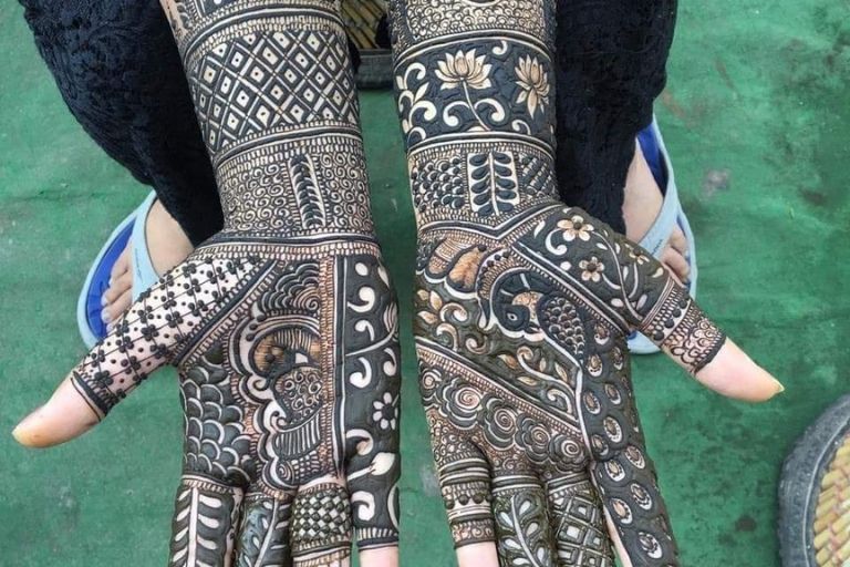 Mithun Mehandi Artist for Intricate Hand Mehndi Designs