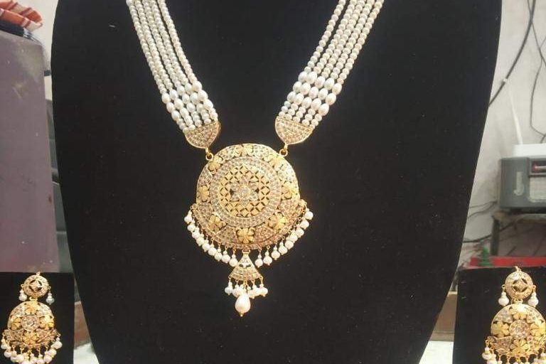 Om Sai Jewellers bridal jewellery collection