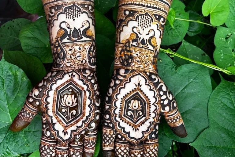 Palvi Mehendi Artist34 traditional bridal mehndi
