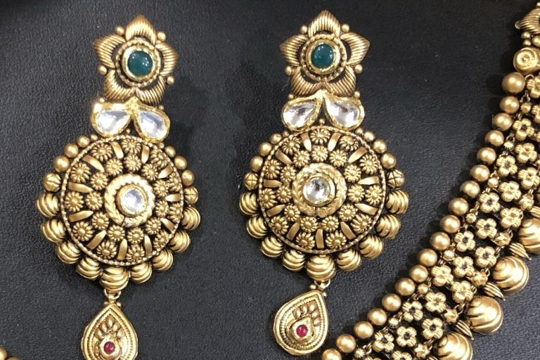 Prem Jewellers for Beautiful Earrings, Necklaces and Bangles