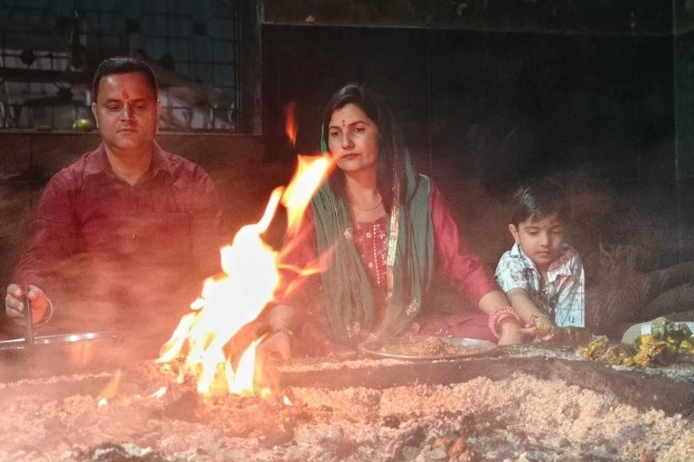 Pujari Bibhu Sharma performing traditional Vedic puja rituals