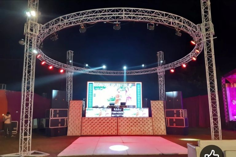 RS Hifi DJ Sound System providing music for wedding events
