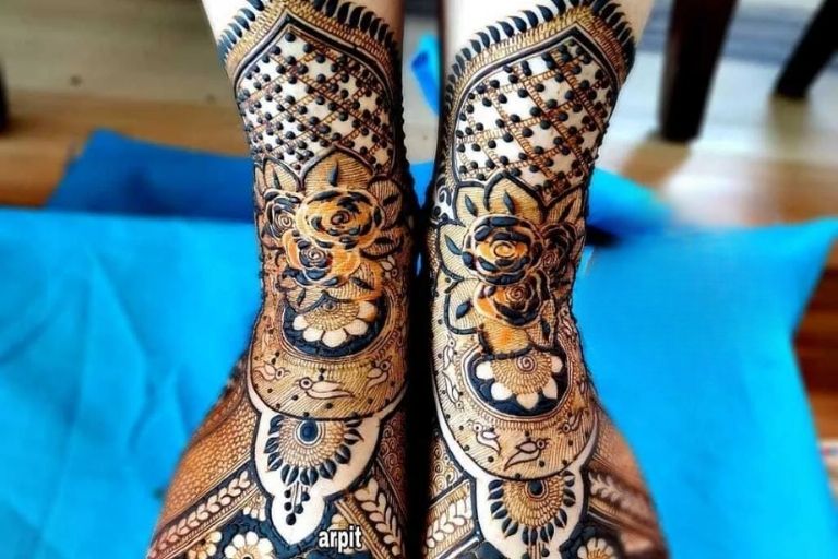 Raj Mehandi Arts traditional bridal mehndi