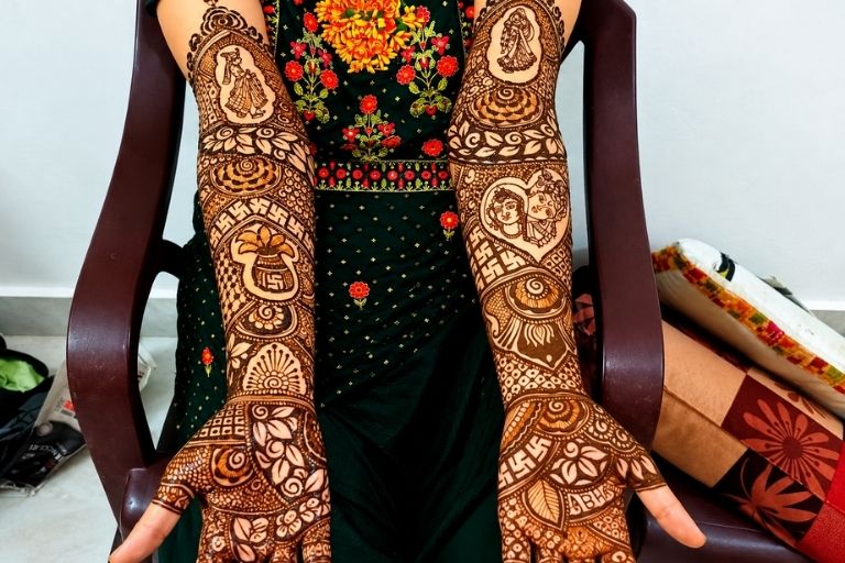 Rohit Gupta Mehandi Arts traditional mehndi designs