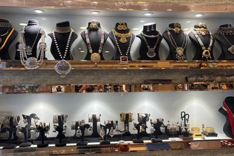 Roshan Jewellers traditional jewellery collection