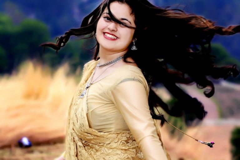 S K Vision providing creative pre-wedding photoshoot services