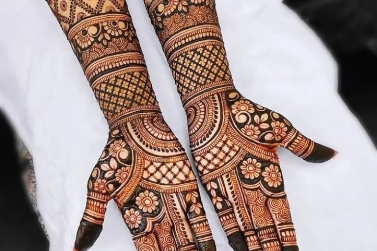 Sahil Mehandi Arts detailed mehndi patterns