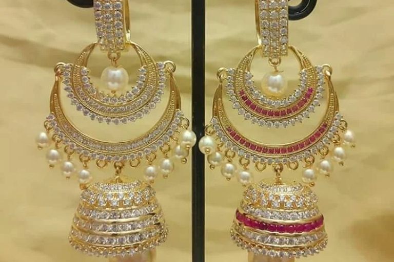 Sanjay Jewellers elegant gold ornaments