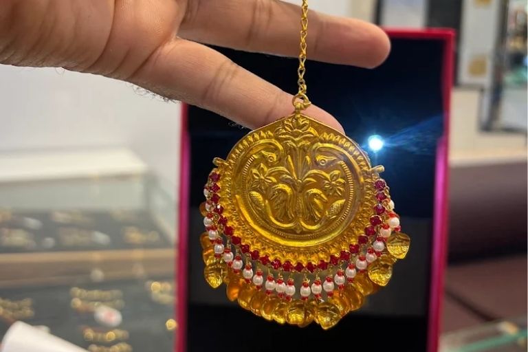 Sanjay Jewellers gold jewellery designs