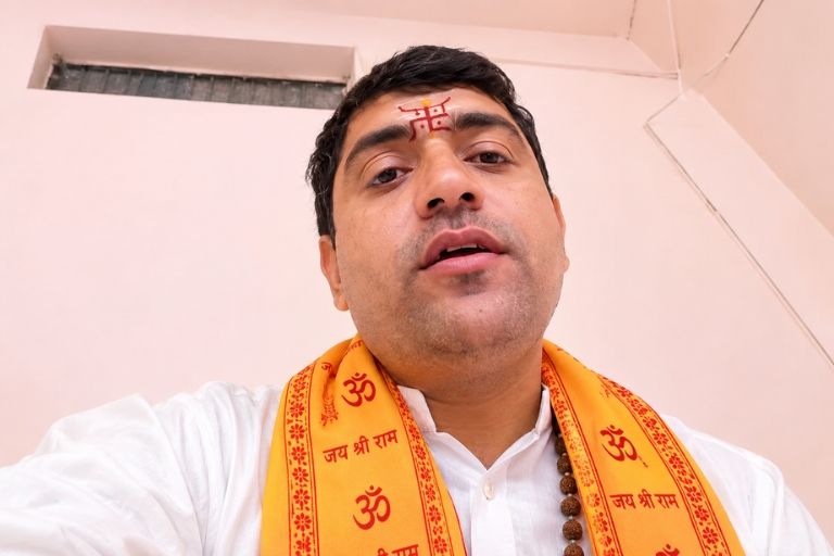 Sarthak Jyotish Darbaar Astrologer for Horoscope Predictions