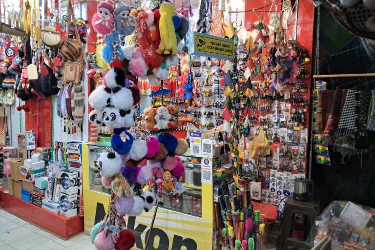 Siddhi Vinayak Gift Centre for wedding gift collections