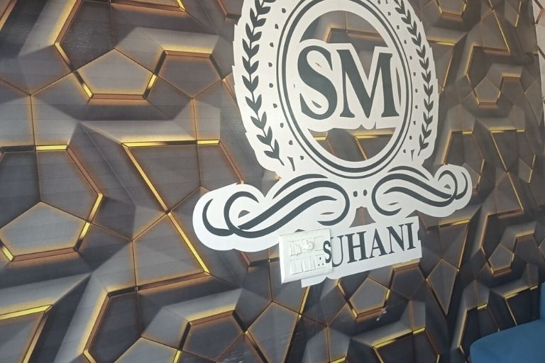 Suhani Makeover offering professional makeup and hairstyling