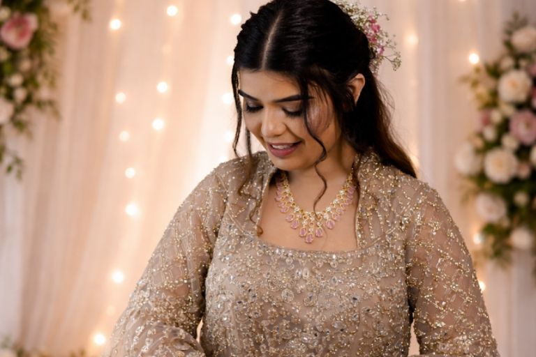 Tasveer Studio for creative pre-wedding photoshoots