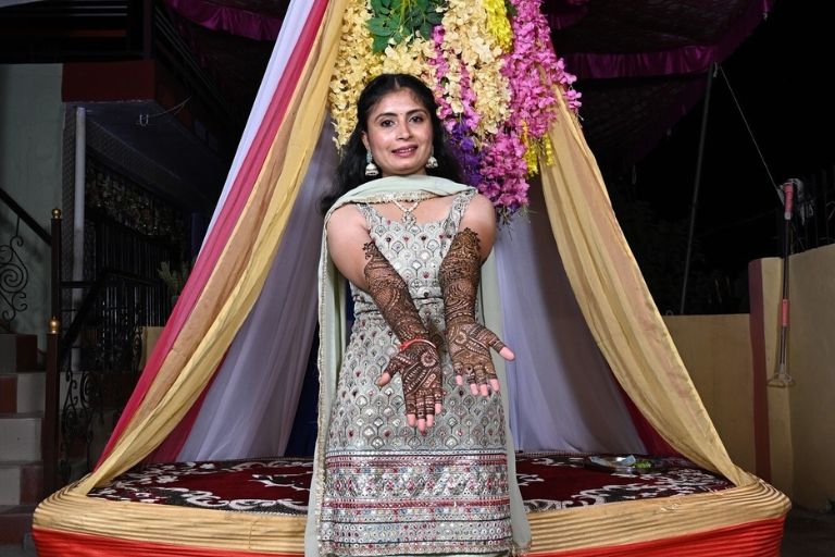 Usha Studio Hatwar capturing memorable bride and groom moments