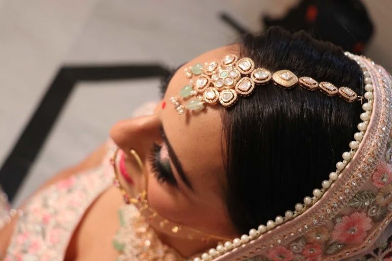 Usha Studio Hatwar for beautiful wedding photography services